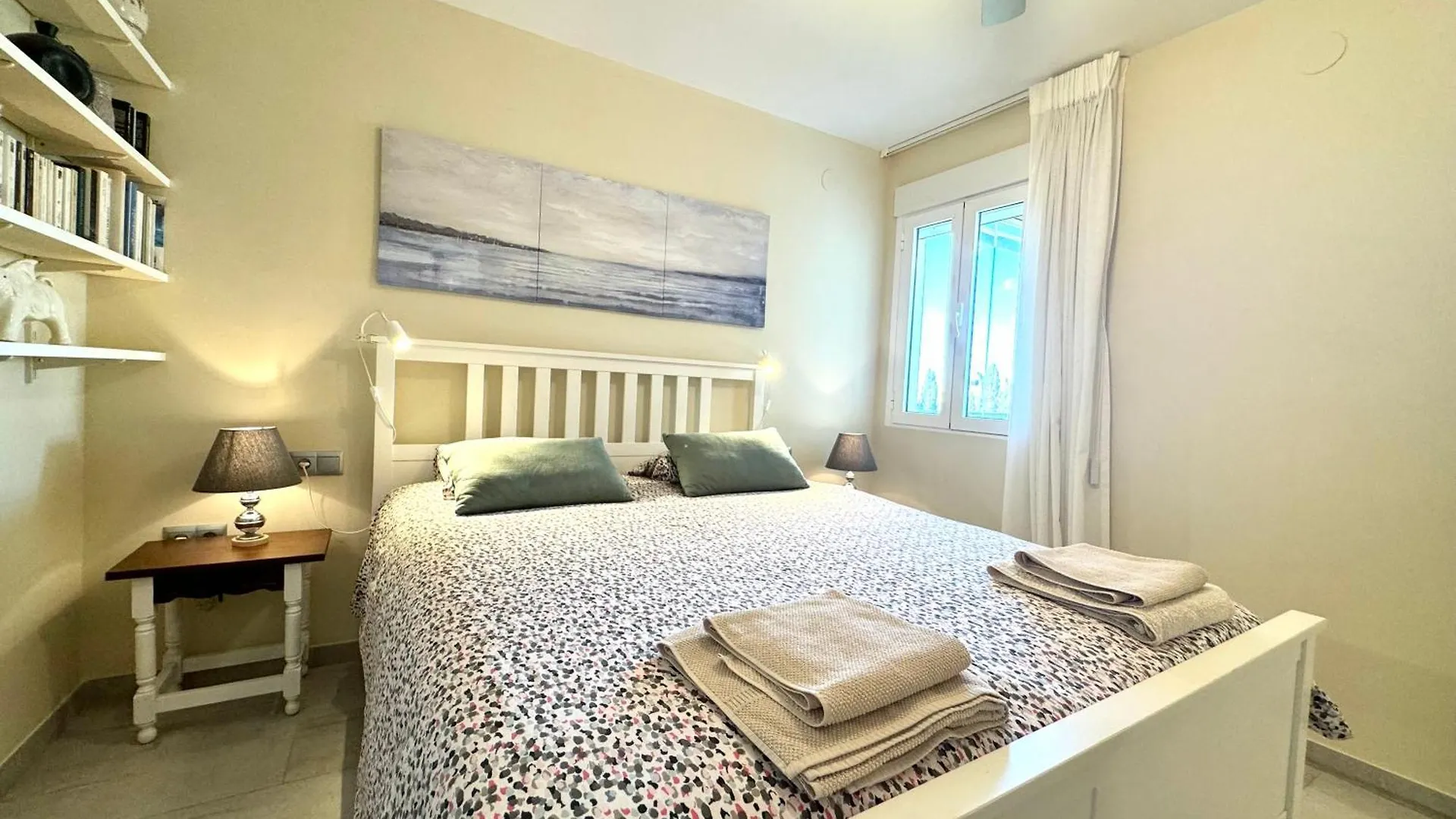 Amplia Terraza Con Maravillosas Vistas Muy Cerca De La Playa Torremolinos Appartement